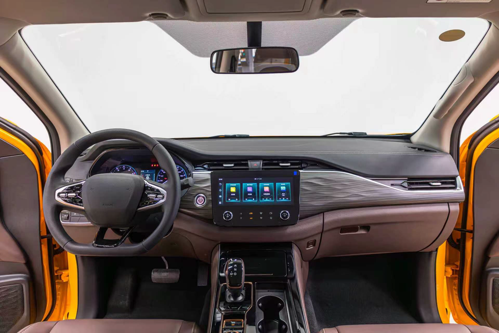 SPRUCE X300 rear view